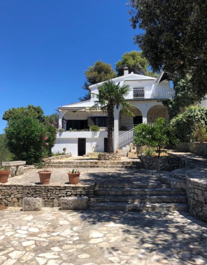 Apartment In Maslinica 70M From The Sea 外观 照片